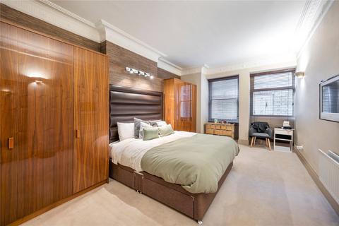 1 bedroom flat for sale, Kensington Court Gardens, Kensington