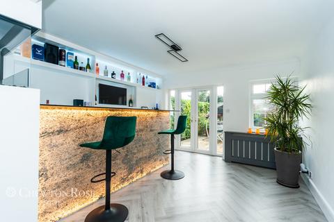 Kingsmead Forest Road, Winkfield Row, Bracknell, RG42 7NX