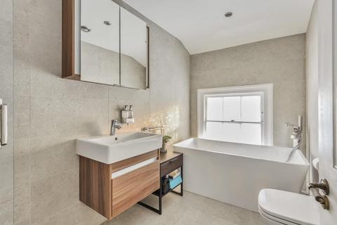 98 Lansdowne Way, London, SW8 2EP