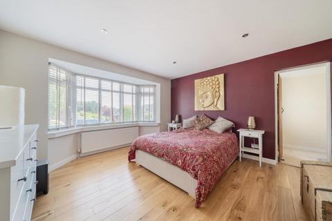 26a Mount Pleasant Close, Lightwater, GU18 5TP