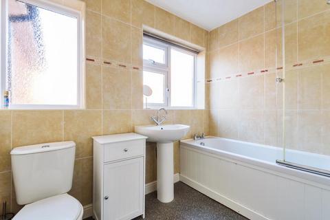 40 Aylesbrook Road, Holmer, Hereford, HR4 9QS