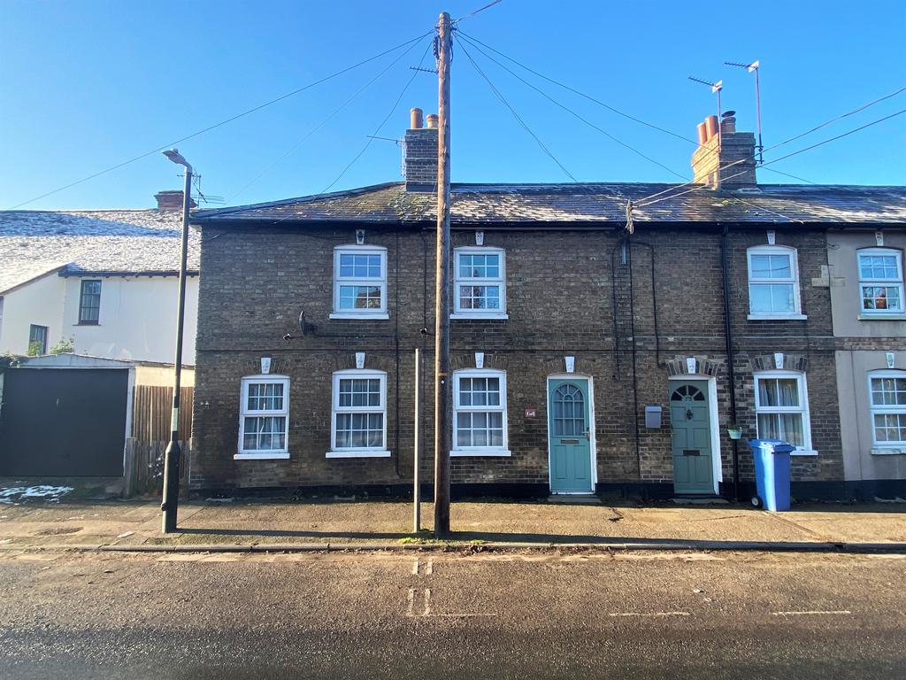 Melford Road, Sudbury, CO10 2 bed semidetached house for sale £250,000