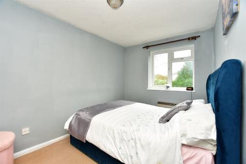 2 bedroom maisonette for sale - Secretan Road, Rochester, Kent