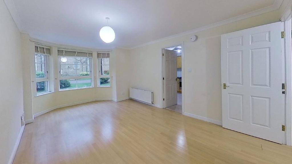 DICKSONFIELD, Edinburgh, EH7 2 bed flat £955 pcm (£220 pw)