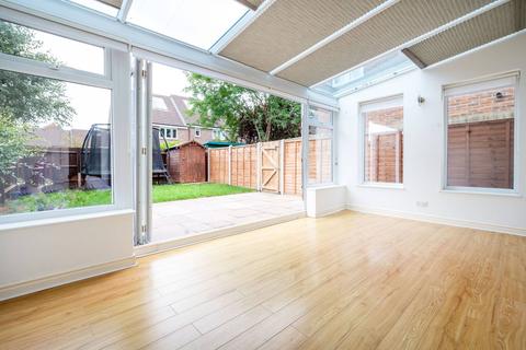 10 Knox Road, Guildford, GU2 9AH