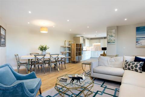 2 bedroom flat for sale, Landmark Court, 30 Queens Road, Weybridge, Surrey, KT13