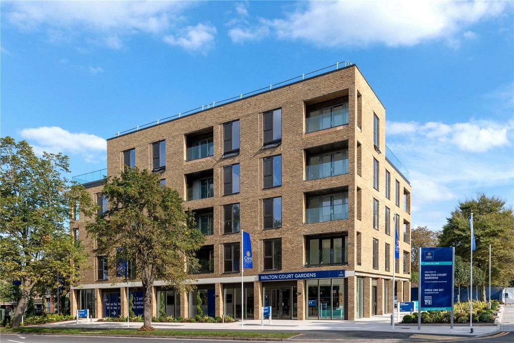 Walton Court Gardens, Station Avenue... 1 bed flat for sale £329,950