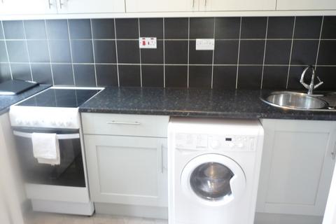 2 bedroom flat to rent, West Street, Yarm TS15