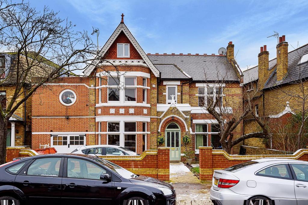 Woodville Road, Ealing 5 bed detached house £3,150,000