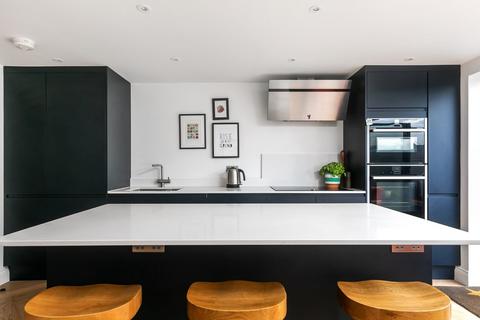 2 Highcliffe Road, Winchester, SO23 0JE