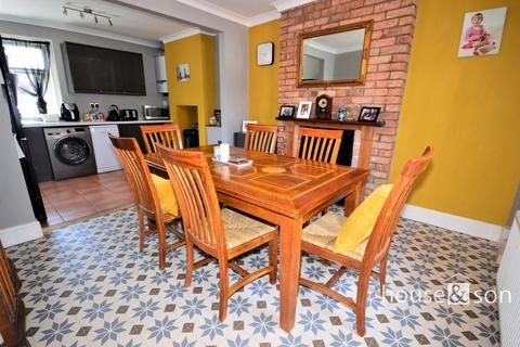 6 bedroom detached house for sale, Calvin Road, Bournemouth
