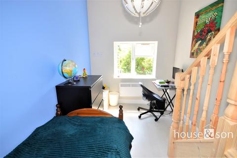 27 Calvin Road, Winton, Bournemouth, BH9 1LN