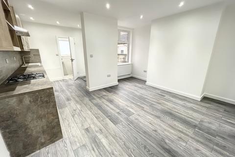 484 Blackburn Road, Darwen, BB3 0AJ