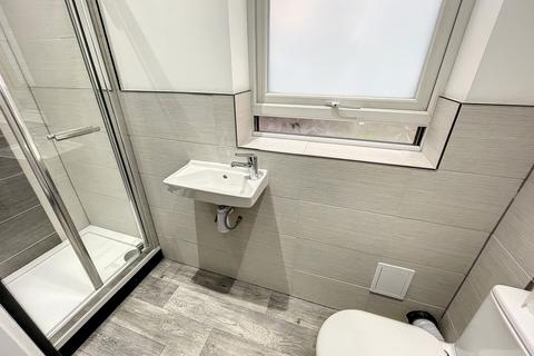 484 Blackburn Road, Darwen, BB3 0AJ