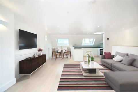 4 bedroom maisonette to rent, Henniker Mews, Chelsea, London