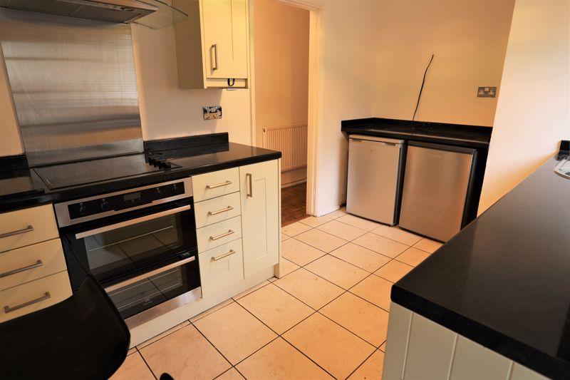 South Street, Cuckfield 2 bed apartment £285,000