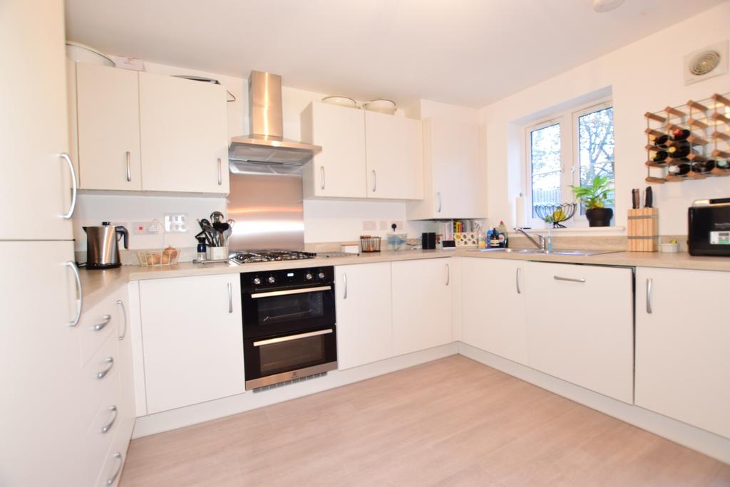 Kitchen 3