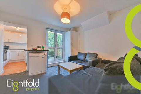 6 bedroom terraced house to rent, Caledonian Road, Brighton