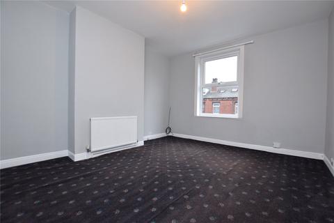 2 bedroom terraced house to rent, Woodlea Place, Leeds, West Yorkshire