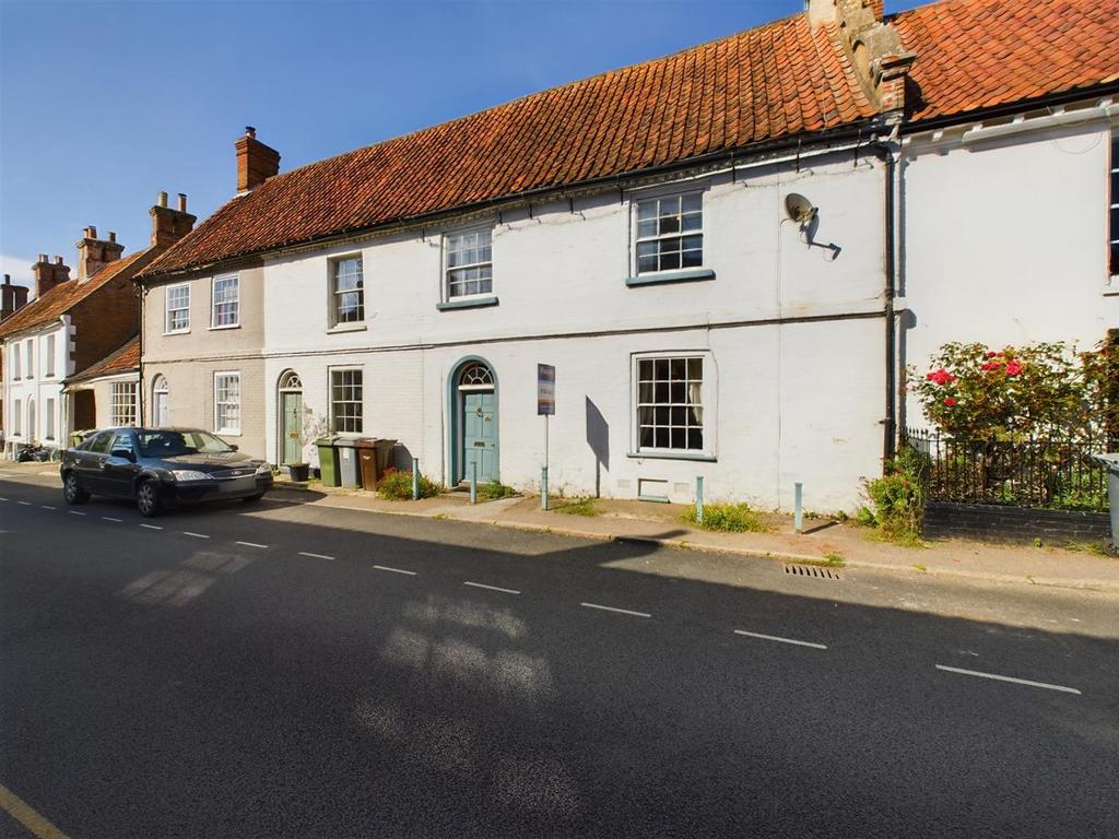 High Street Cawston 4 bed terraced house for sale £390,000