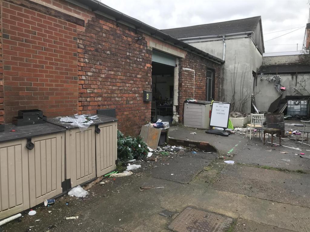 Commercial Unit, Phoenix Industrial Estate, Failsworth, Manchester