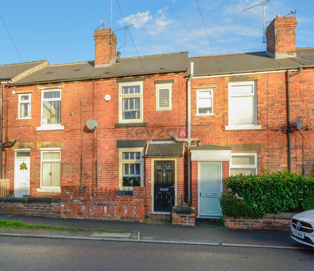 Mill Road, Ecclesfield, Sheffield, S35 2 bed terraced house £150,000