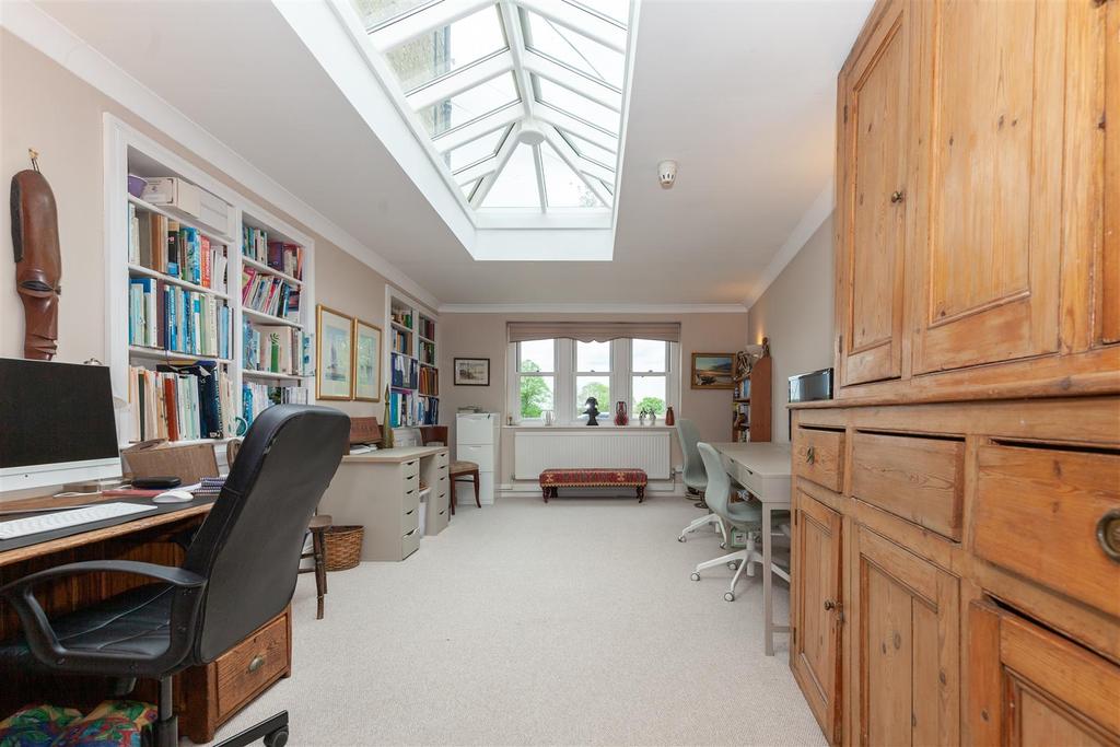 Reception Room.jpg