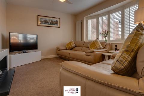 6 Badsworth Place, Bramley, Rotherham, S66 2XR