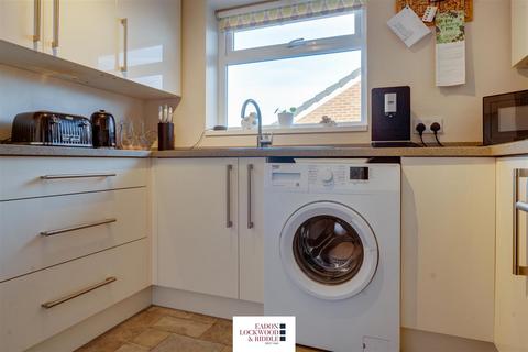 6 Badsworth Place, Bramley, Rotherham, S66 2XR