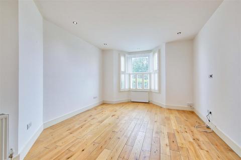 68 Alexandra Road, London, SW19 7LE