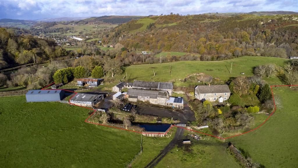 Llanfyllin 6 bed country house for sale £525,000