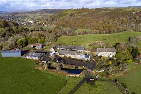 6 bedroom country house for sale, Llanfyllin