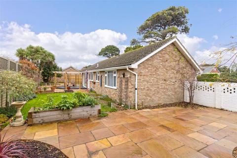 10 Burford Close, Worthing, BN14 9RL