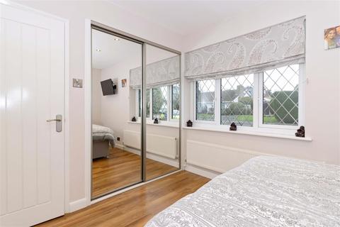 10 Burford Close, Worthing, BN14 9RL