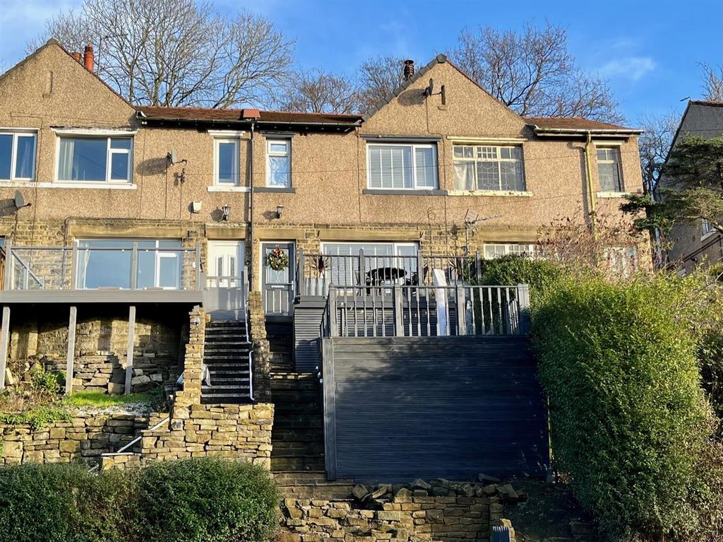 Park Terrace, Stump Cross, Halifax 3 bed terraced house for sale £130,000