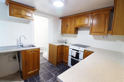 5 Beech Grove, Hull, HU5 3DB