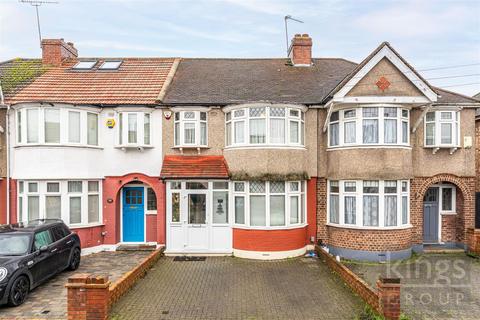 3 bedroom terraced house for sale - Chatsworth Drive, Enfield