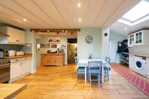 1 The Old Post Office Henley Road, Claverdon, Warwick, CV35 8PS