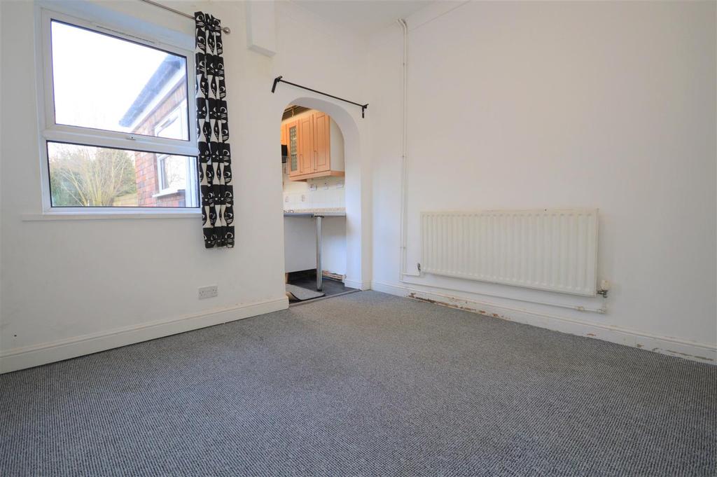 Stoney Stanton Road, Coventry 2 bed terraced house £695 pcm (£160 pw)