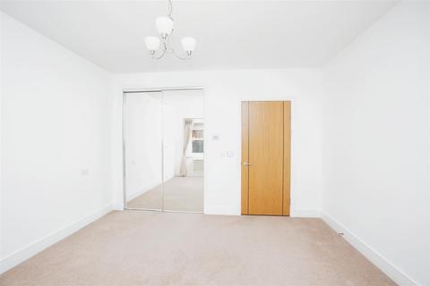 1 bedroom apartment for sale - Ravenshaw Court, Four Ashes Road, Bentley Heath, Solihull, B93 8NA