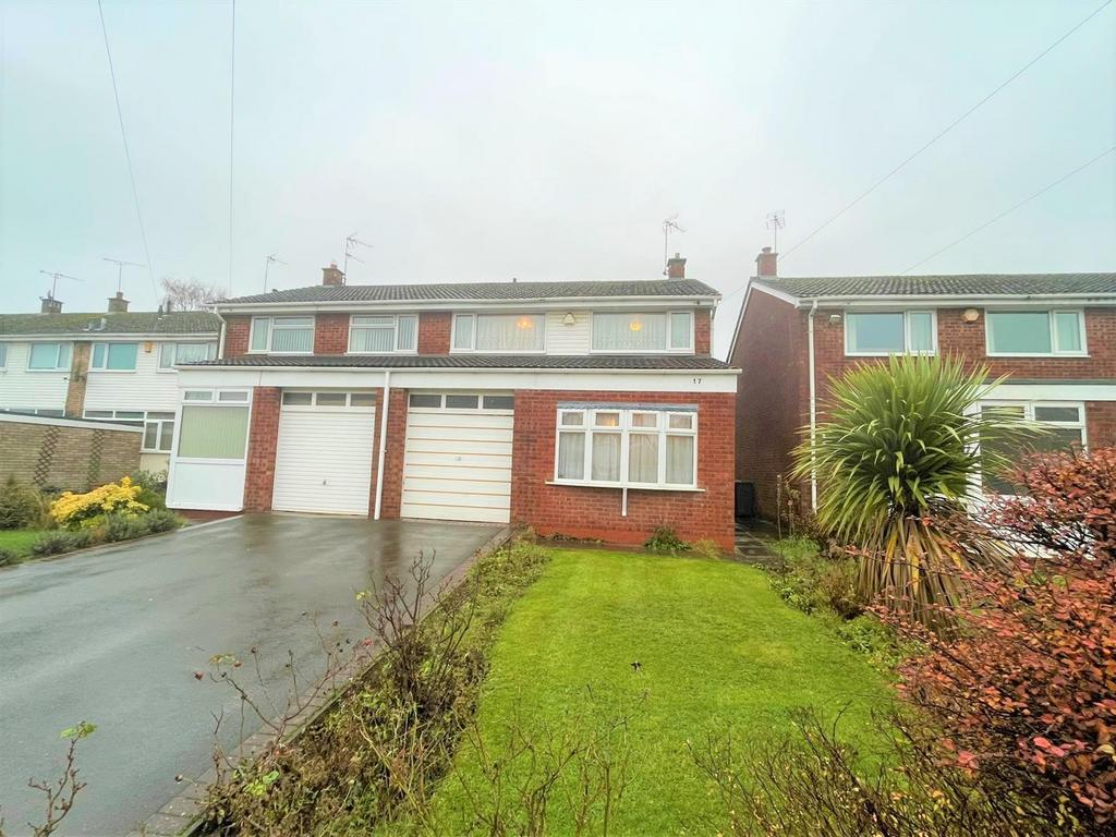 Maple Avenue, Exhall, Coventry 3 bed semidetached house £225,000