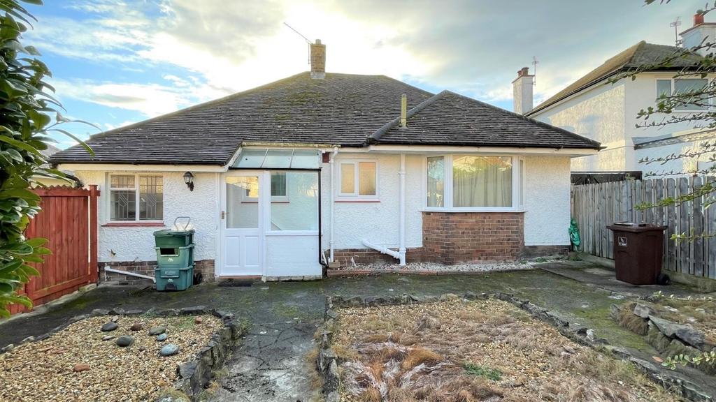 Trafford Park, Penrhyn Bay, Llandudno 2 bed detached bungalow £254,950