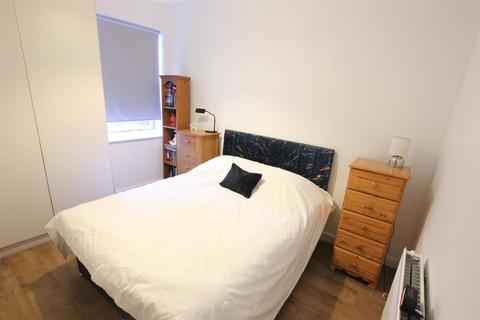 2 bedroom flat for sale - Woodside Green, South Norwood