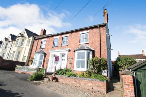 1 Castle View Terrace, Ludlow, SY8 2NG