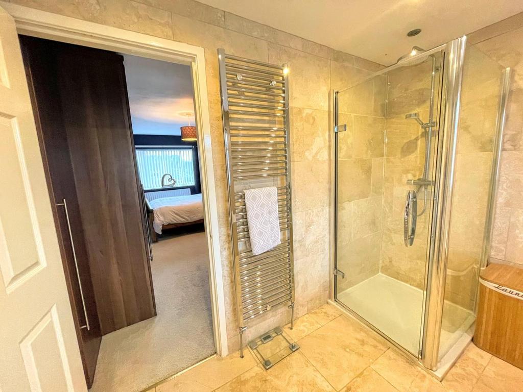 En suite bathroom/w.c