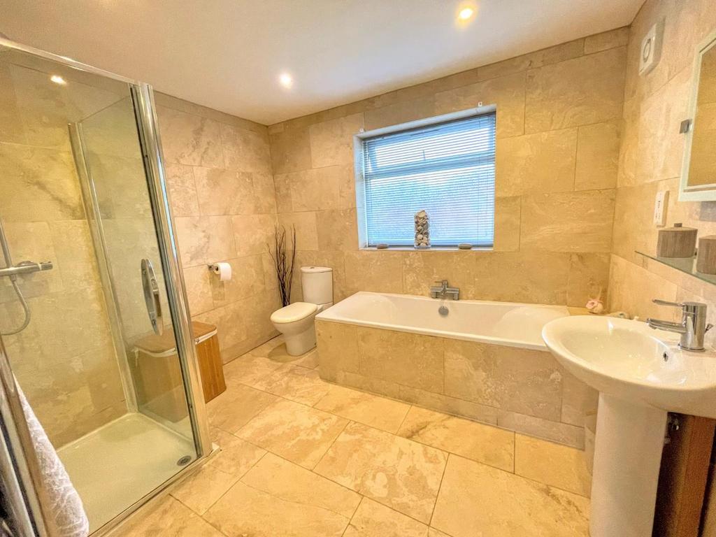 En suite bathroom/w.c