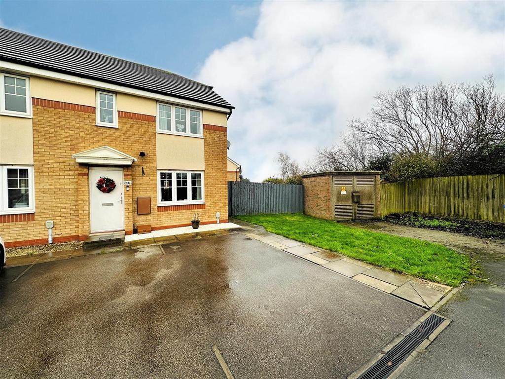 Liberty Park, Brough 3 bed semidetached house £200,000