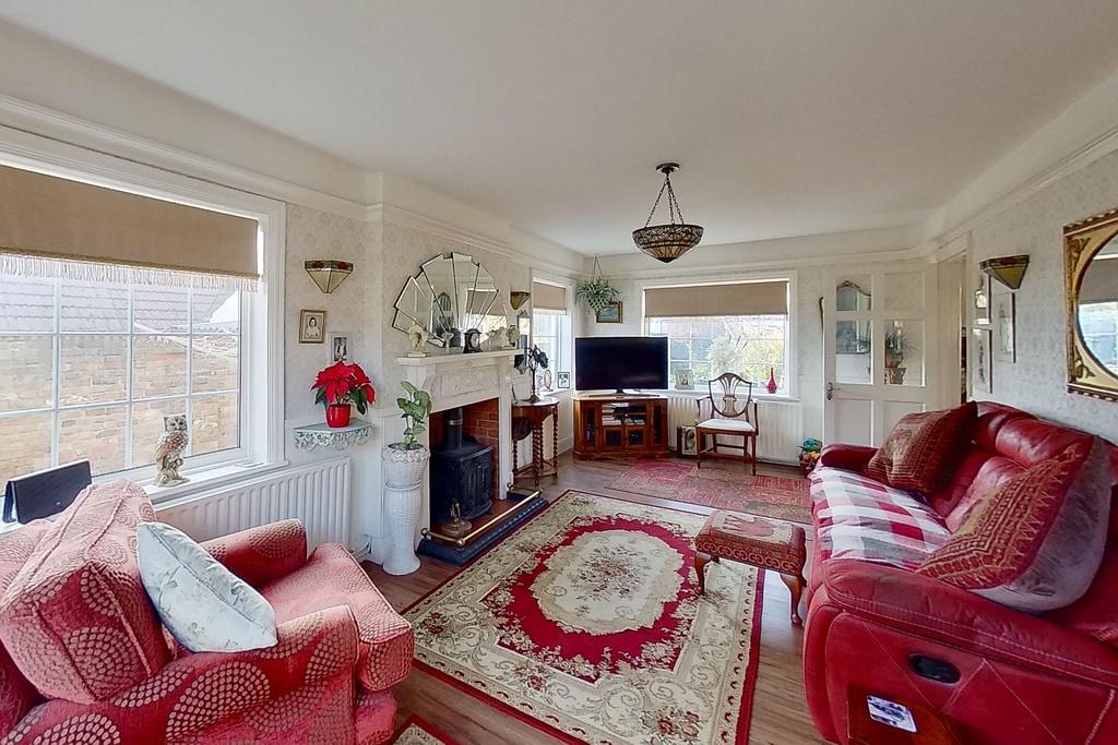 Oxenden Square, Herne Bay 4 bed detached house £650,000
