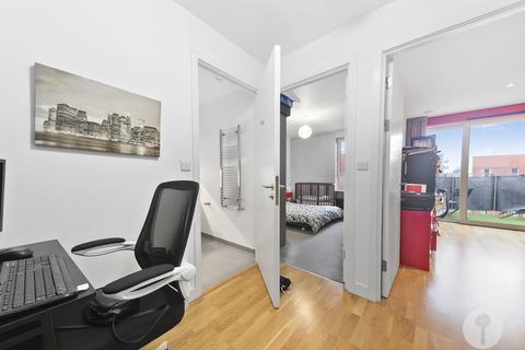 1 bedroom apartment for sale - Meander House, 20 Logan Close, Stratford, E20