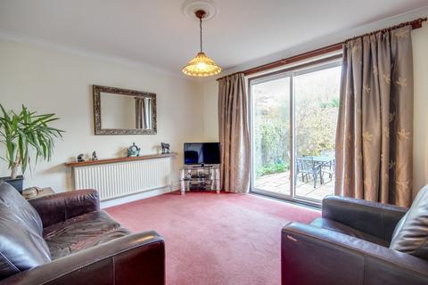338 Barkham Road, Wokingham, RG41 4DE